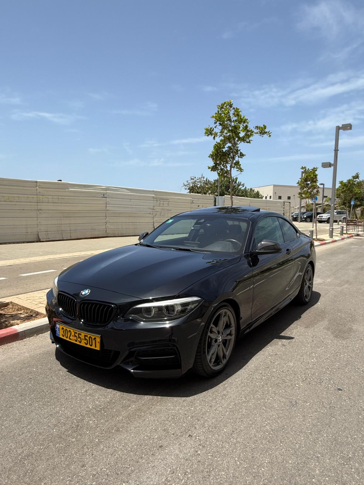 BMW M240 של EXR Racing — איך לבחור חברת חוויות נהיגה